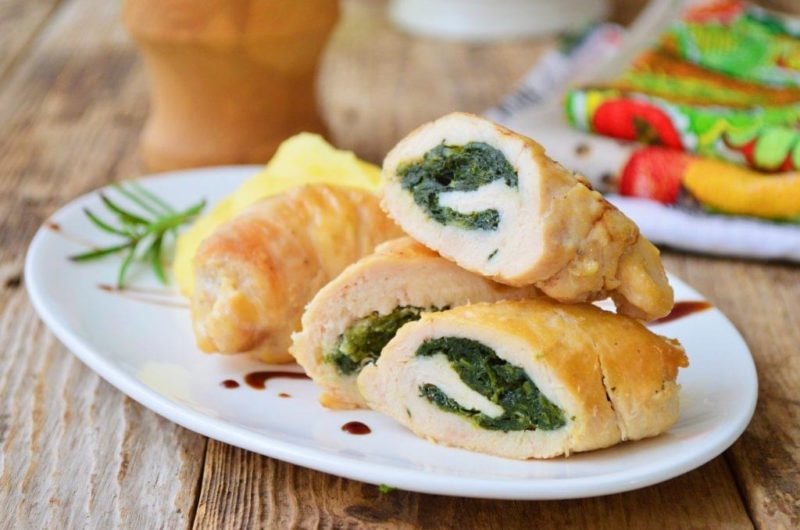 Spinach and Bacon Stuffed Chicken Thighs
